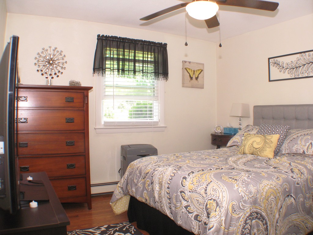 43 Roberta Road Blackstone, MA 01504 - Photo 14 of 30 Gallery Image 14