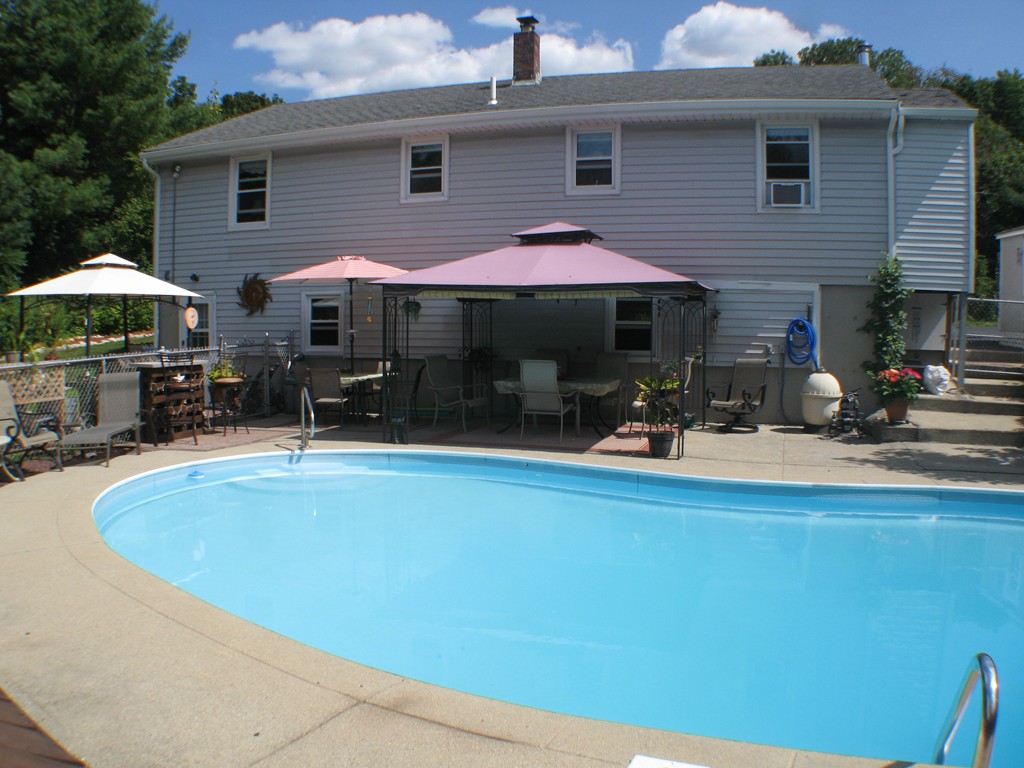 43 Roberta Road Blackstone, MA 01504 - Photo 27 of 30 Gallery Image 27