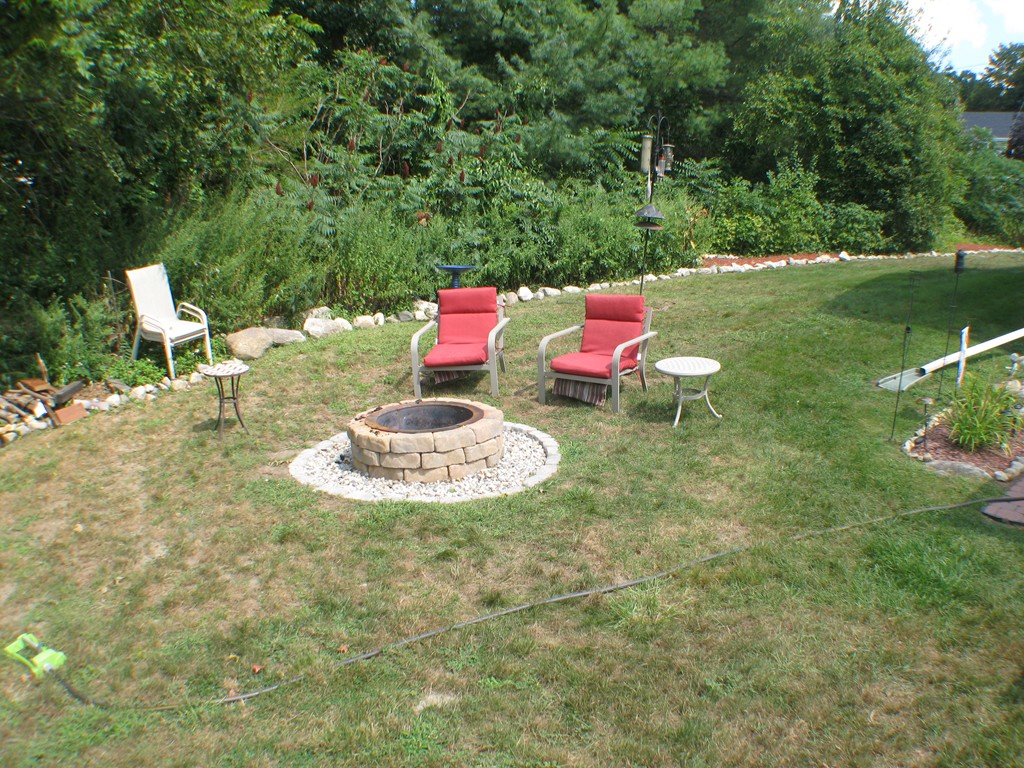 43 Roberta Road Blackstone, MA 01504 - Photo 30 of 30 Gallery Image 30