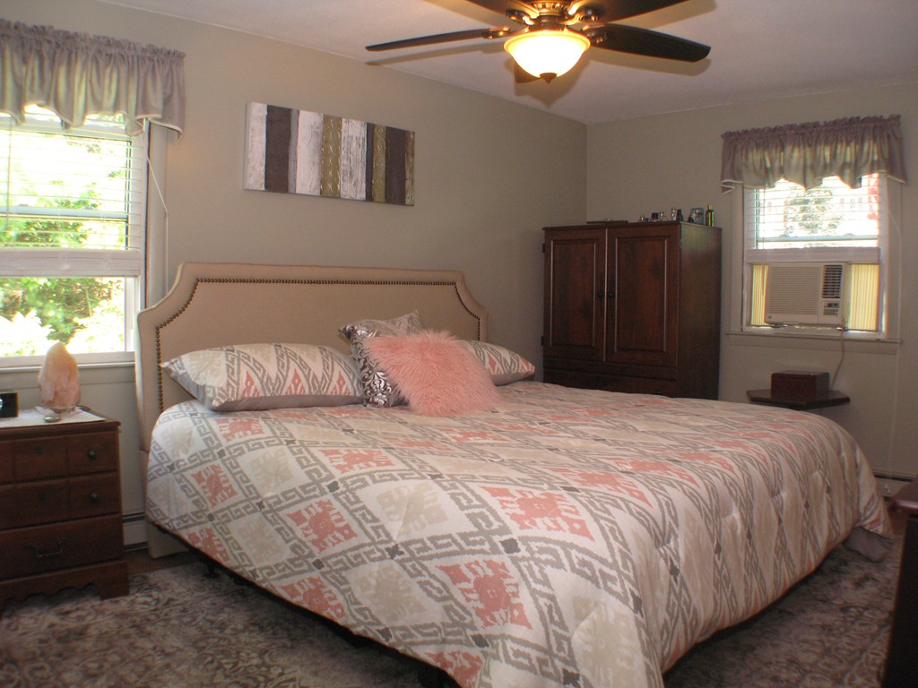 43 Roberta Road Blackstone, MA 01504 - Photo 10 of 30 Gallery Image 10