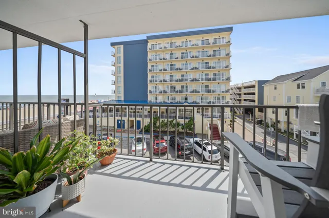 a view of an indoor swimming pool