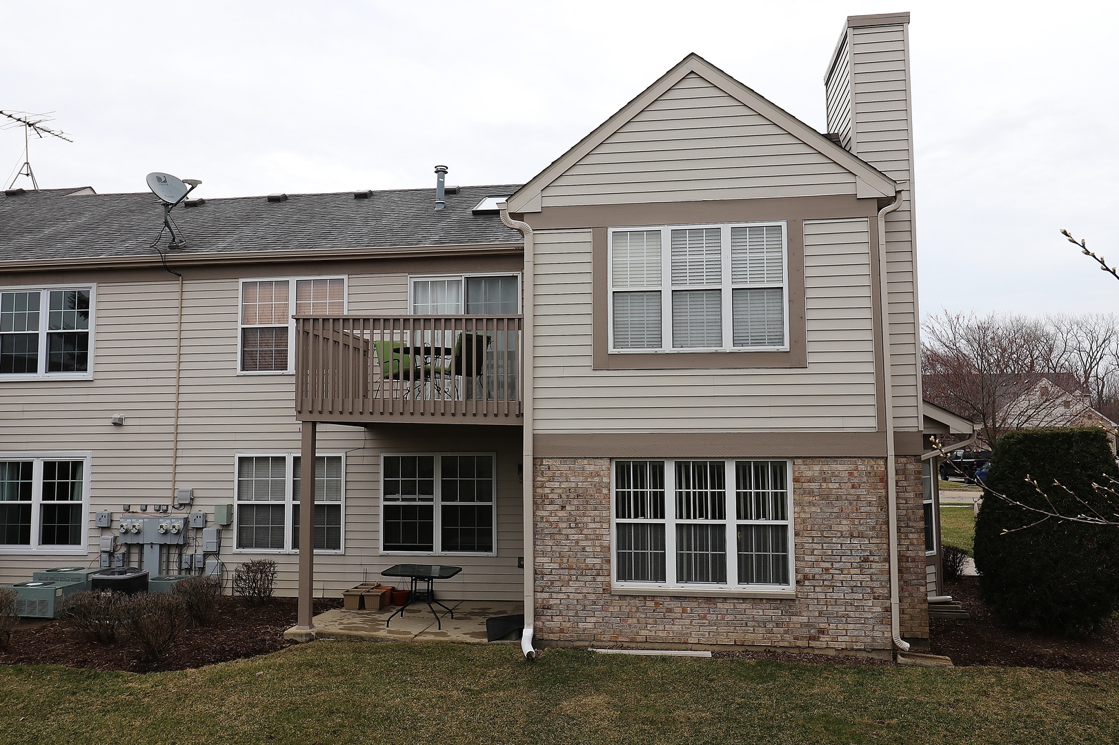 1982 Gary Court, Unit A Schaumburg, IL 60193 - Photo 19 of 21 a front view of a house