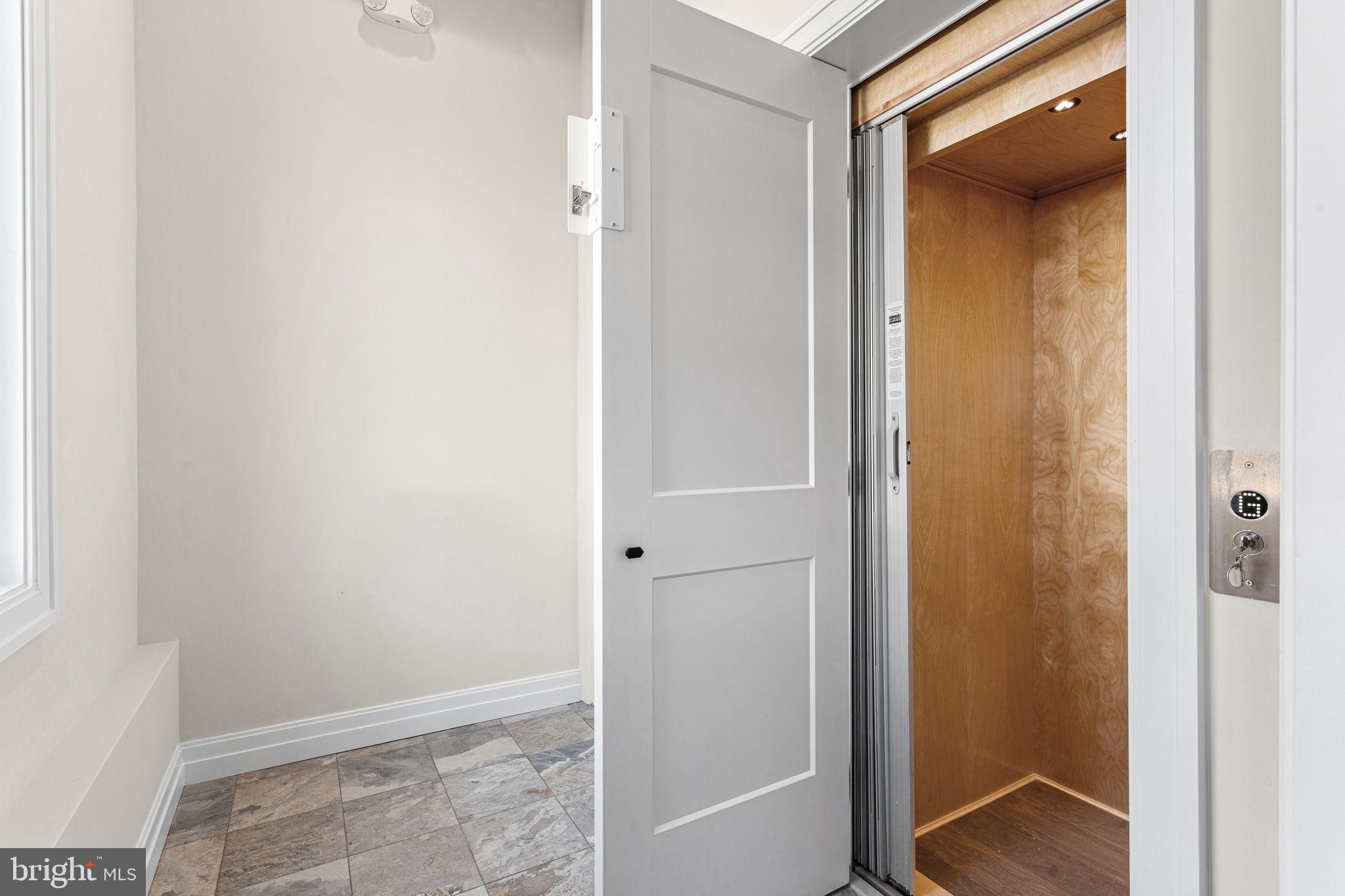 151 Kings Highway East, Unit B Haddonfield, NJ 08033 - Photo 23 of 23 a view of an front door