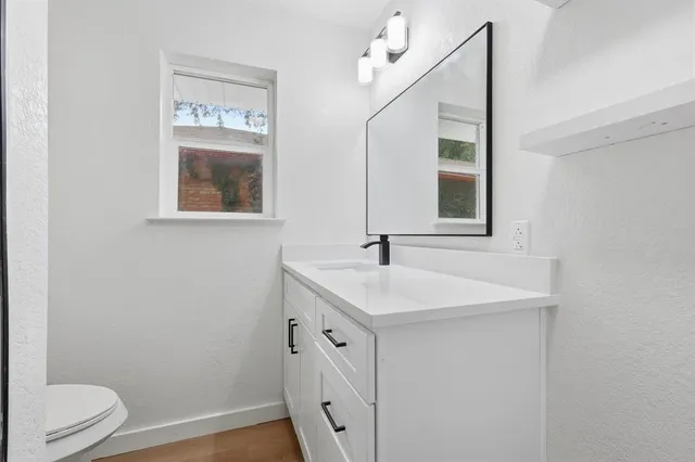 $388,900 | 5940 Hunters View Lane, Dallas, TX 75232