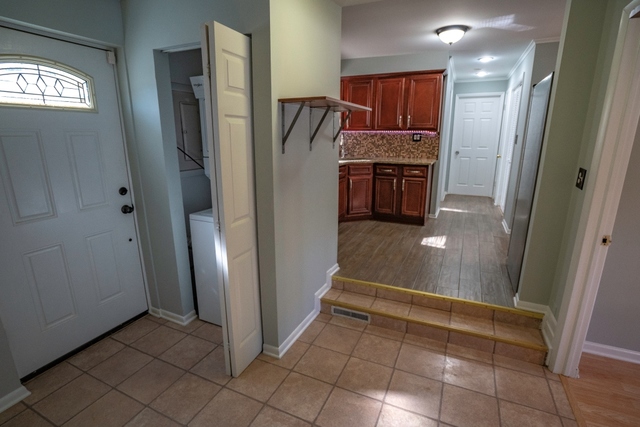 5143 Ridge Avenue Hillside, IL 60162 - Photo 8 of 17