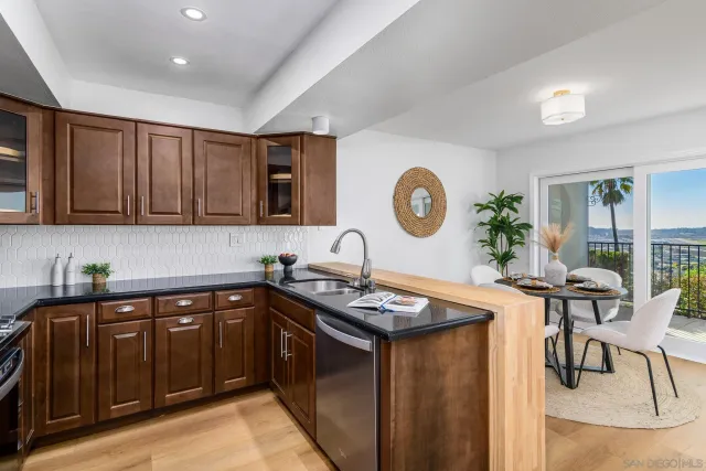 $425,000 | 3606 Vista Rey, Unit 9, Oceanside, CA 92057