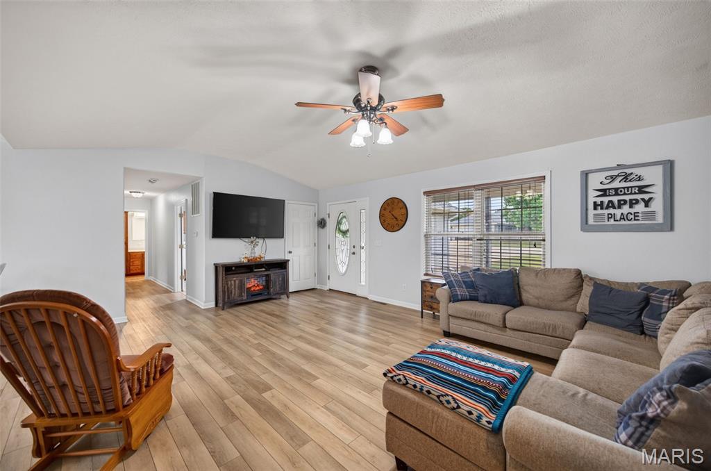 21049 Larson Road Waynesville, MO 65583 - Photo 10 of 74 Gallery Image 10