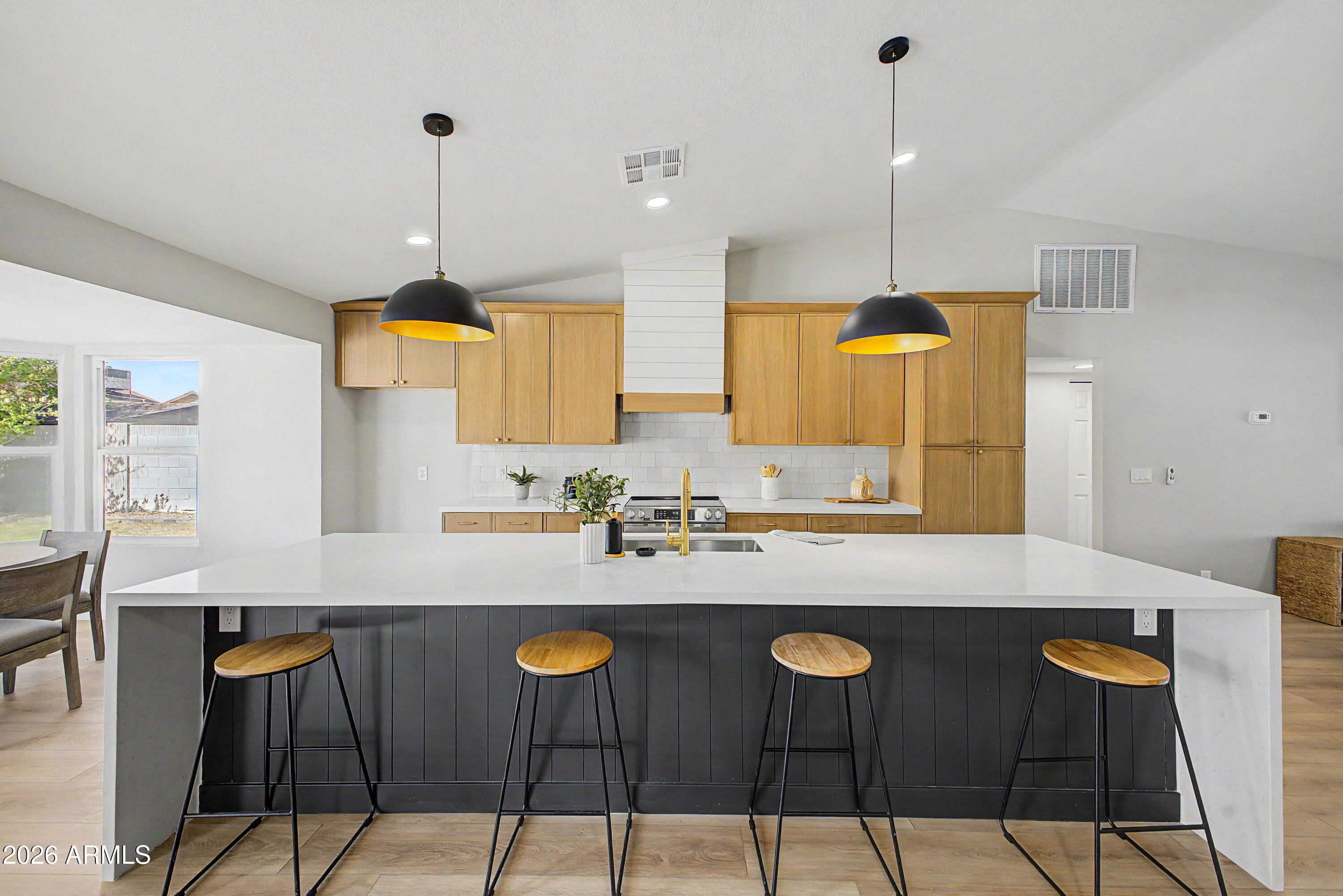 906 West Redfield Road Tempe, AZ 85283 - Photo 11 of 32 r19