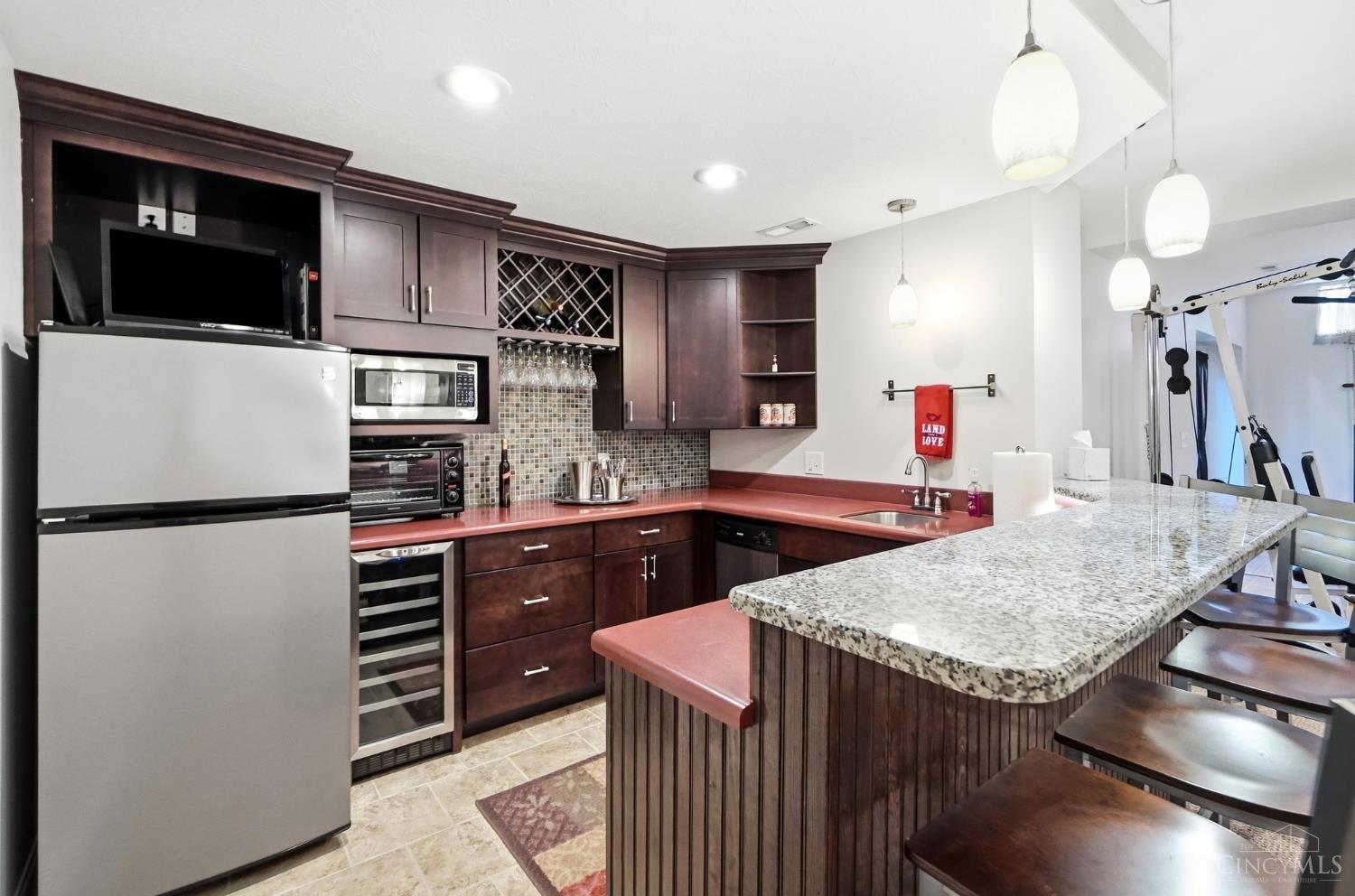 655 Hyacinth Road Cincinnati, OH 45245 - Photo 50 of 79 Gallery Image 50