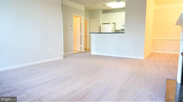 $2,375 | 12195 Abington Hall Place, Unit 201, Reston, VA 20190