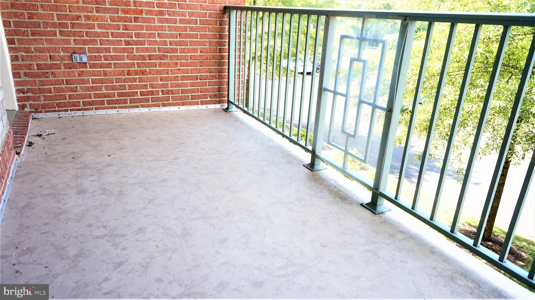 12195 Abington Hall Place, Unit 201 Reston, VA 20190 - Photo 21 of 38 Deck / Balcony / Faces West for Sunsets