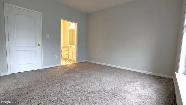 $2,375 | 12195 Abington Hall Place, Unit 201, Reston, VA 20190