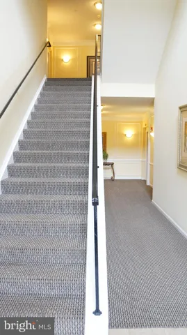 $2,375 | 12195 Abington Hall Place, Unit 201, Reston, VA 20190