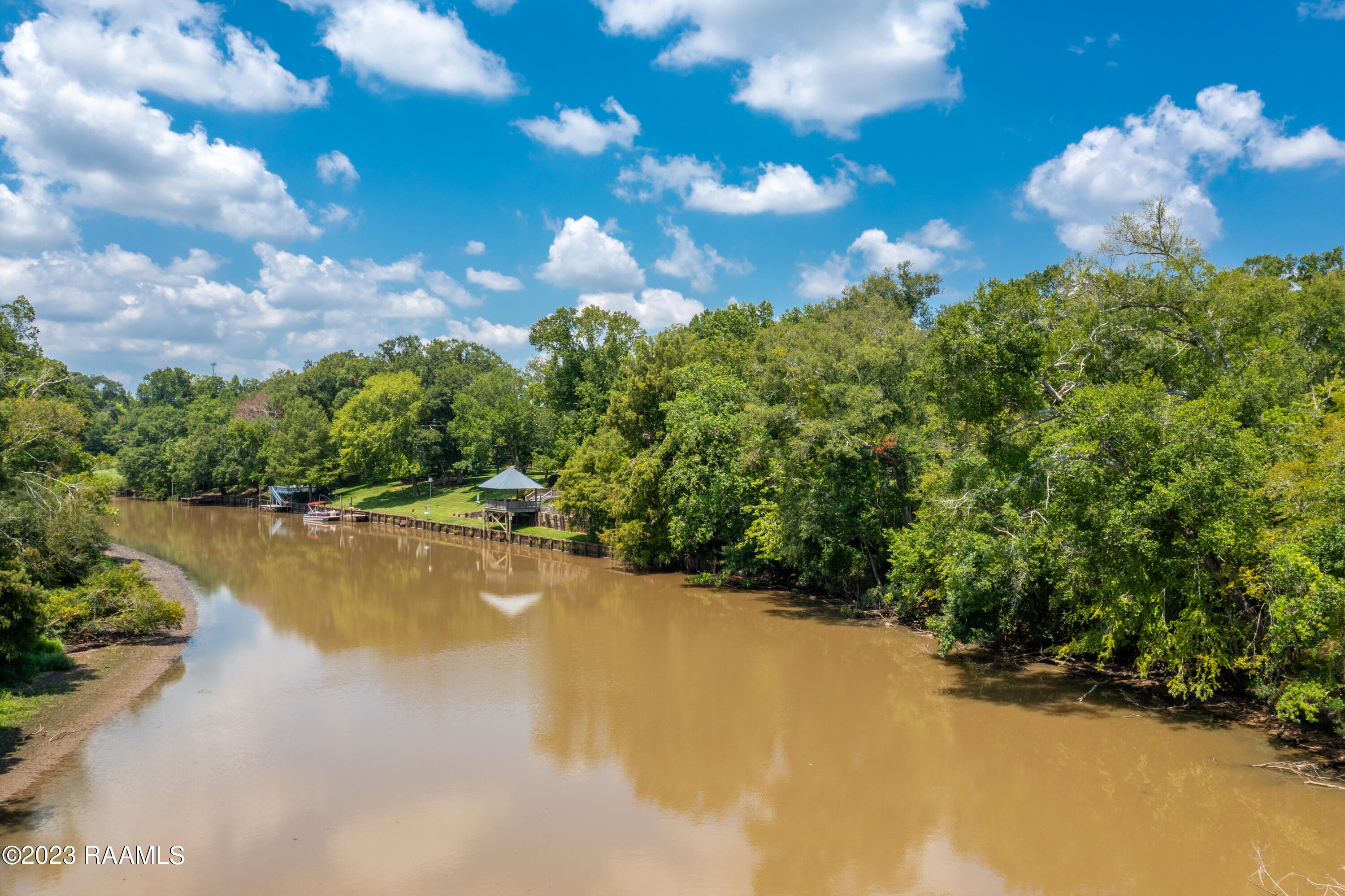 100 Riverview Road Lafayette, LA 70503 - Photo 11 of 13 100BlkRiverview-7