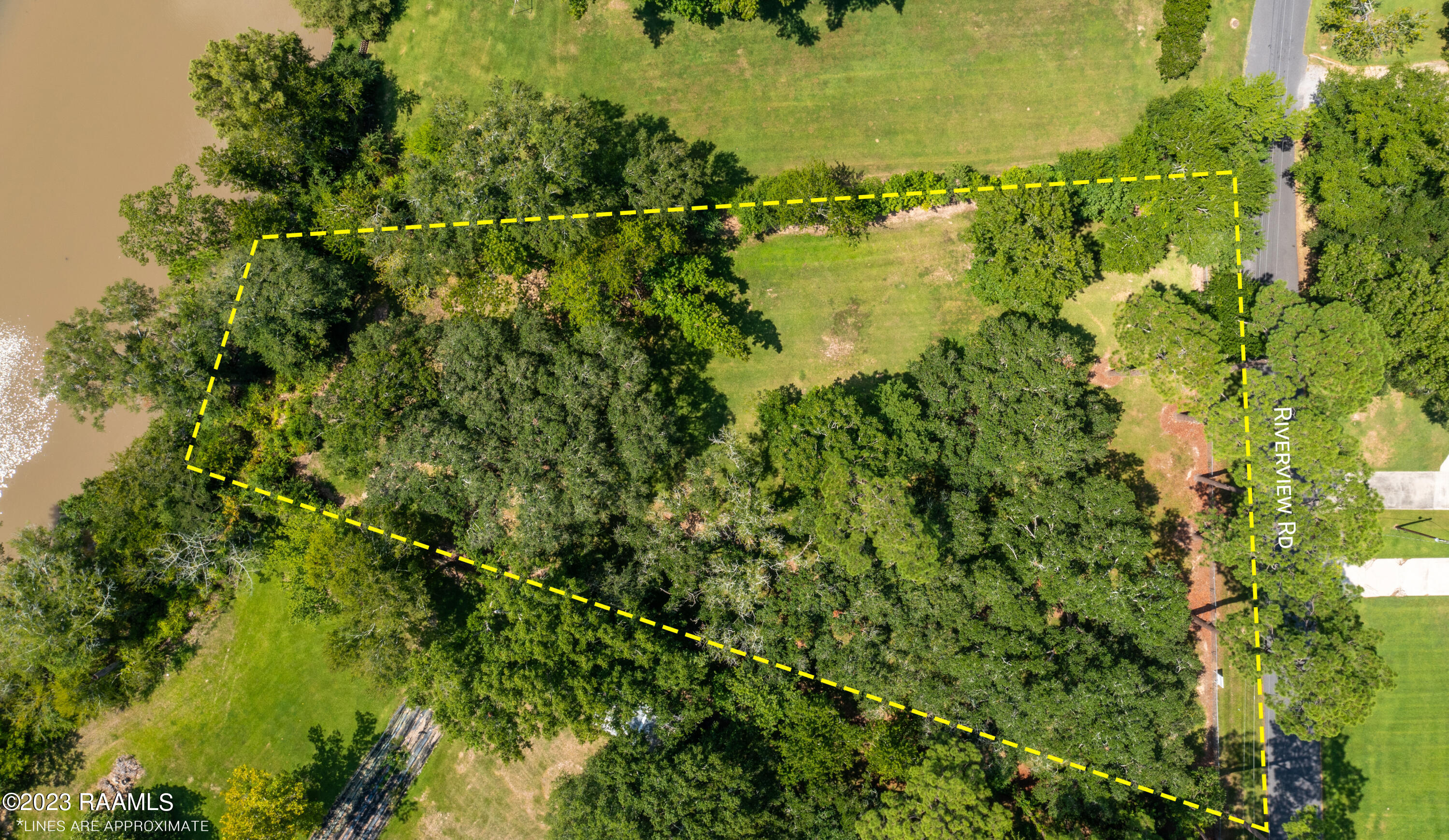 100 Riverview Road Lafayette, LA 70503 - Photo 3 of 13 100BlkRiverview-2a