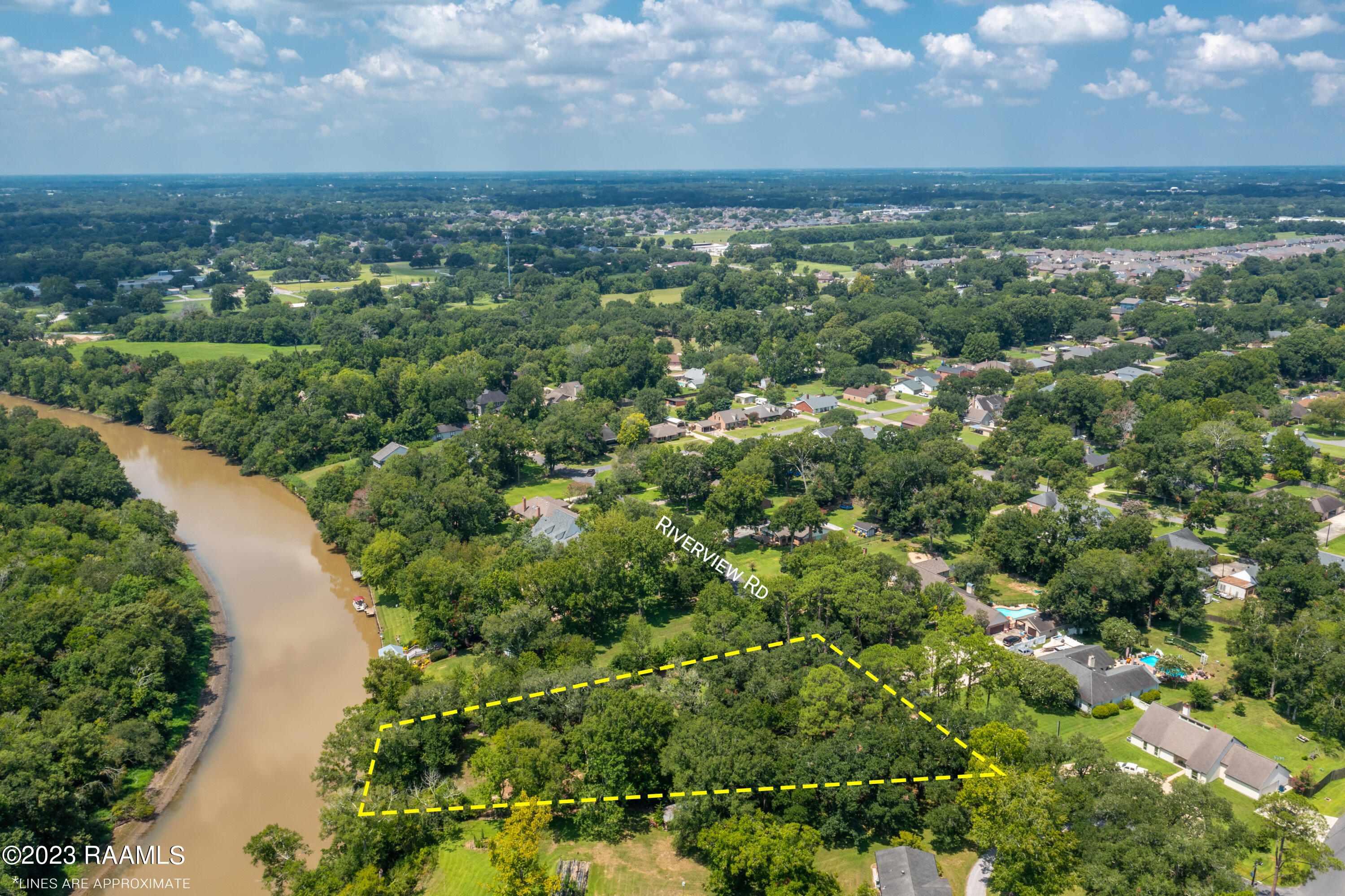 100 Riverview Road Lafayette, LA 70503 - Photo 10 of 13 100BlkRiverview-6a