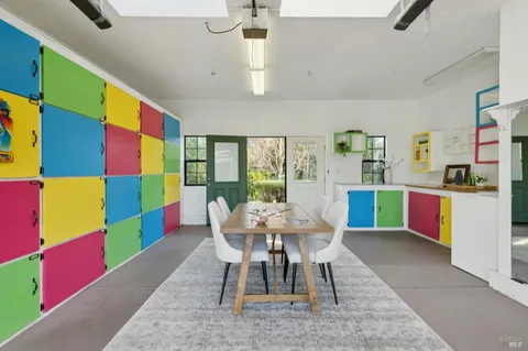 $2,395,000 | 446 Tee Court, Healdsburg, CA 95448