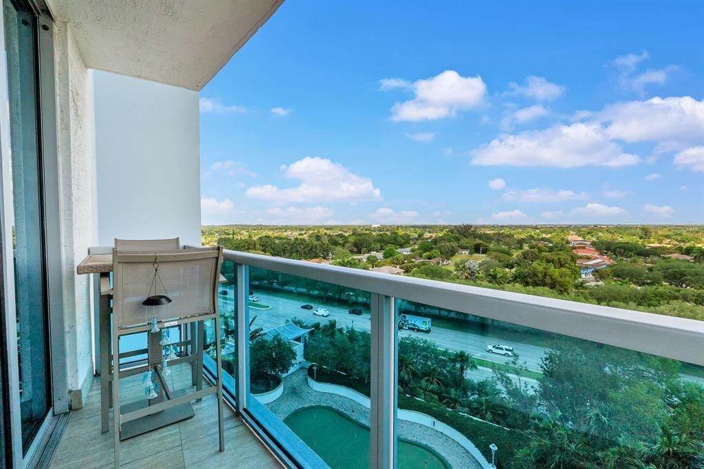 2641 North Flamingo Road, Unit 1105N Sunrise, FL 33323 - Photo 31 of 32 Photo 31