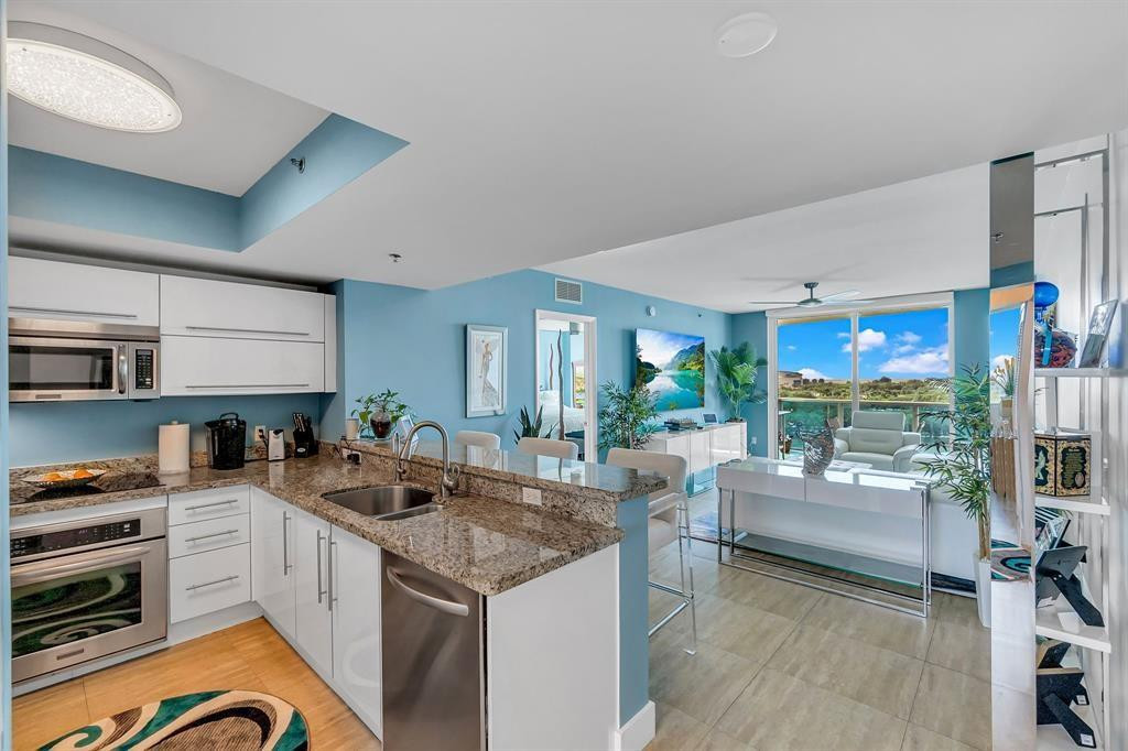 2641 North Flamingo Road, Unit 1105N Sunrise, FL 33323 - Photo 8 of 32 Photo 8