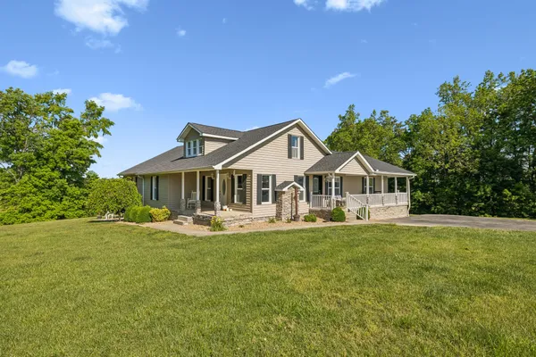$424,900 | 264 Lick Branch Road, Lafayette, TN 37083