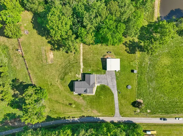 $424,900 | 264 Lick Branch Road, Lafayette, TN 37083