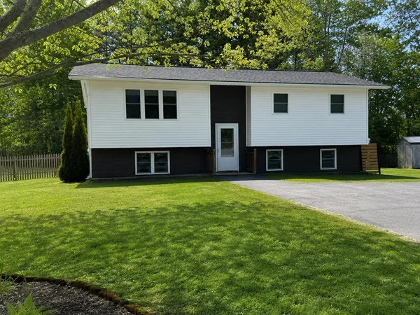 $449,000 | 55 Birch Lane, Milton, VT 05468