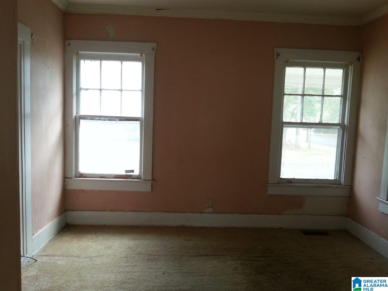 1353 18th Street Southwest Birmingham, AL 35211 - Photo 3 of 12