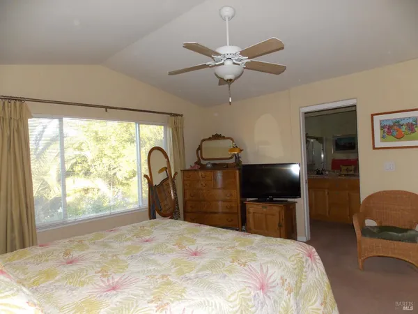 $815,000 | 1349 Golf Course Drive, Windsor, CA 95492