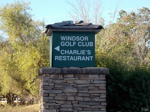 $815,000 | 1349 Golf Course Drive, Windsor, CA 95492