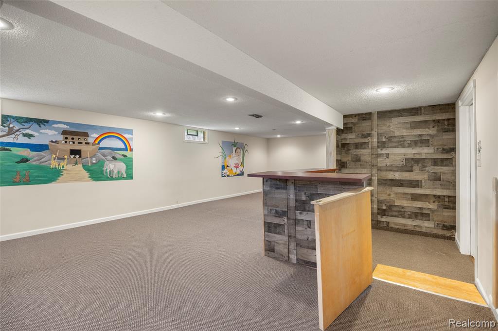 52909 10 Mile Road South Lyon, MI 48178 - Photo 25 of 54 Gallery Image 25