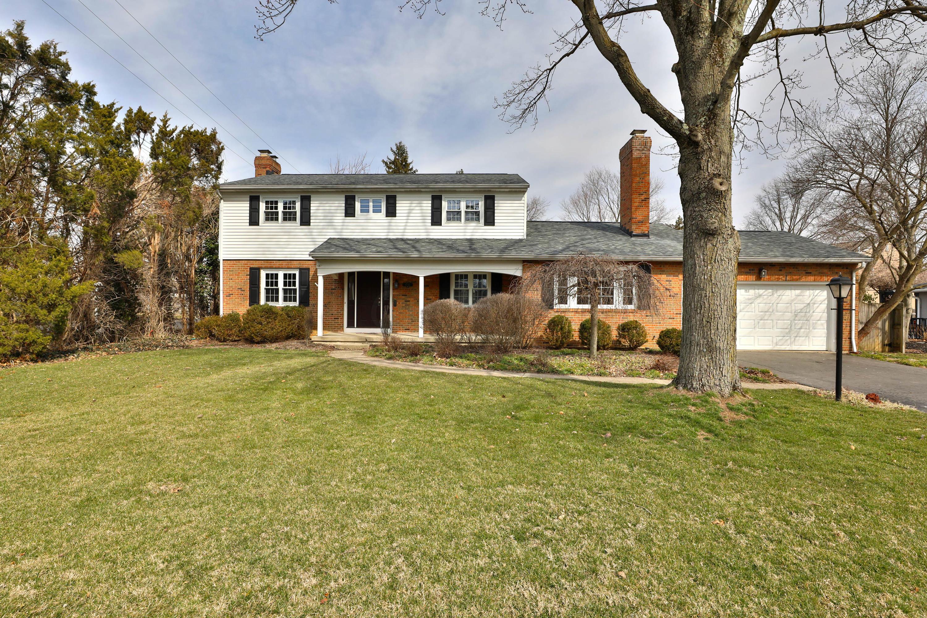 1540 Ridgeview Road Columbus, OH 43221 - Photo 1 of 60
