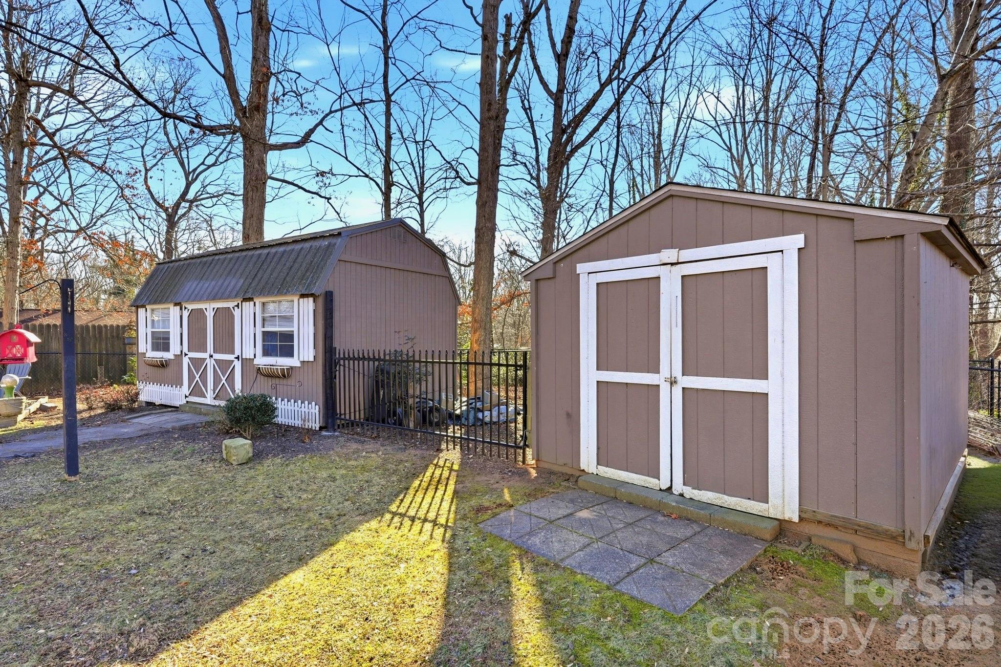 920 Ransom Road Winston-Salem, NC 27106 - Photo 28 of 35 a front view of a house with garden