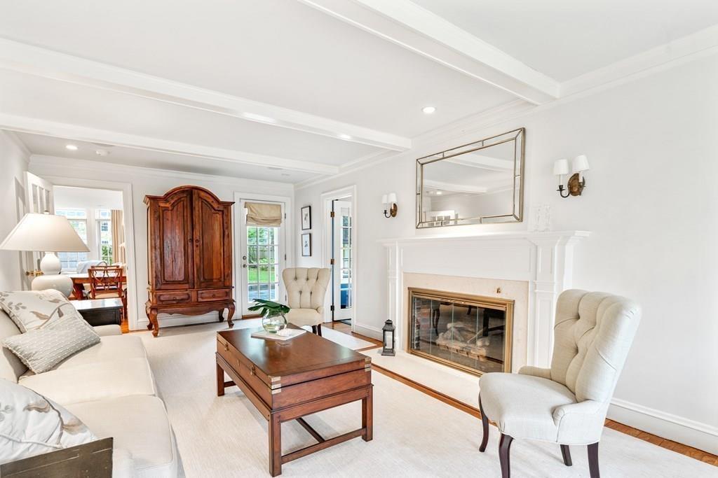 36 Emerson Road Wellesley, MA 02481 - Photo 7 of 26