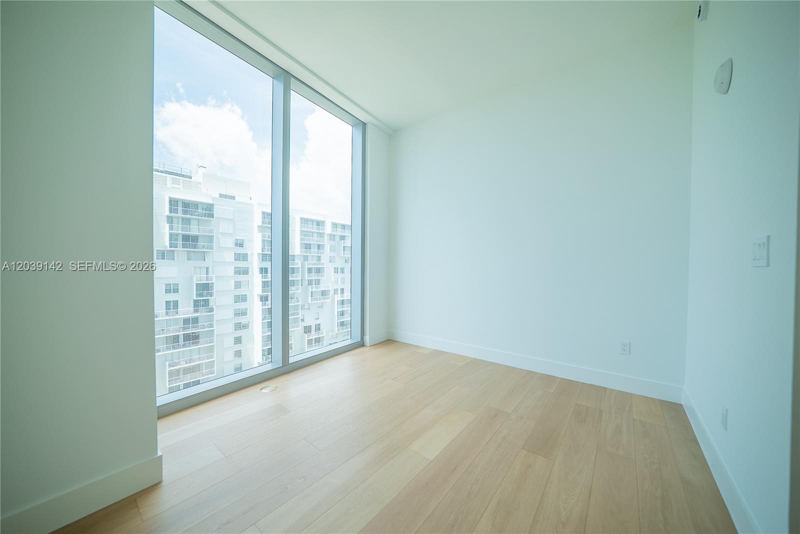 175 Southeast 25th Road, Unit 702 Miami, FL 33129 - Photo 22 of 30