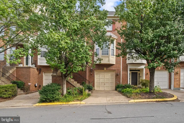 $3,150 | 4057 Cornwall Court, Fairfax, VA 22030