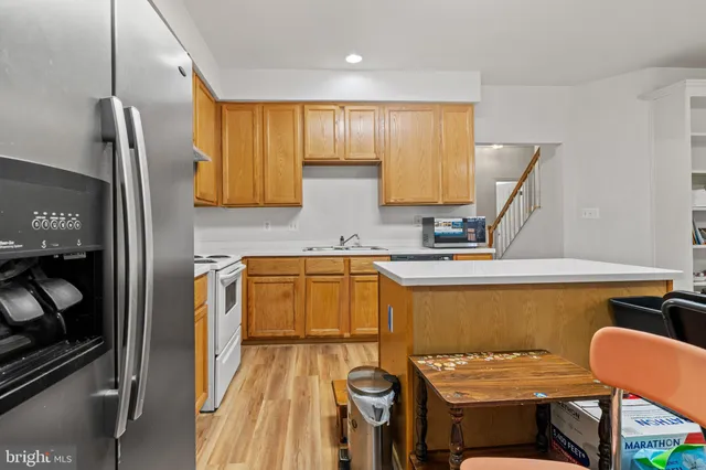 $3,150 | 4057 Cornwall Court, Fairfax, VA 22030