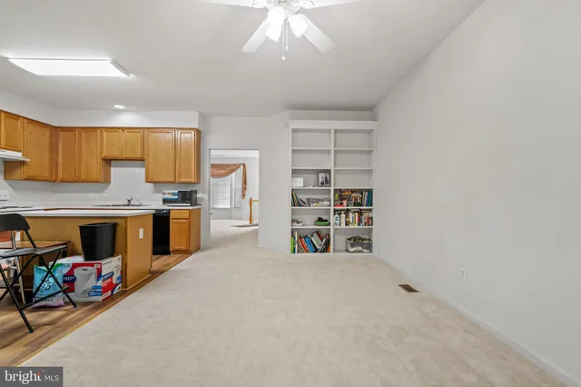 $3,150 | 4057 Cornwall Court, Fairfax, VA 22030