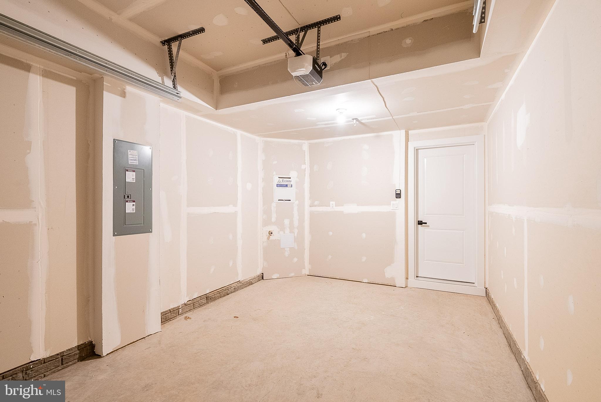 21835 Express Terrace Ashburn, VA 20147 - Photo 14 of 34