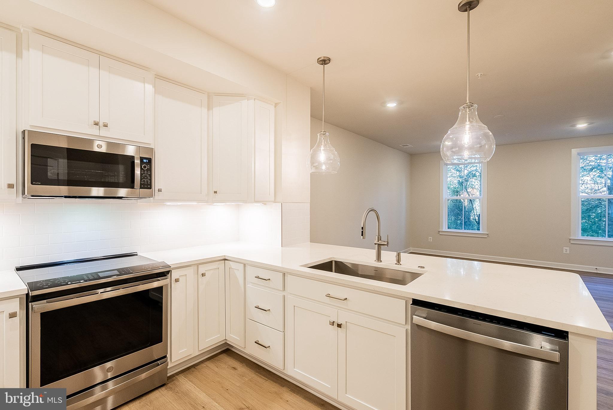 21835 Express Terrace Ashburn, VA 20147 - Photo 15 of 34