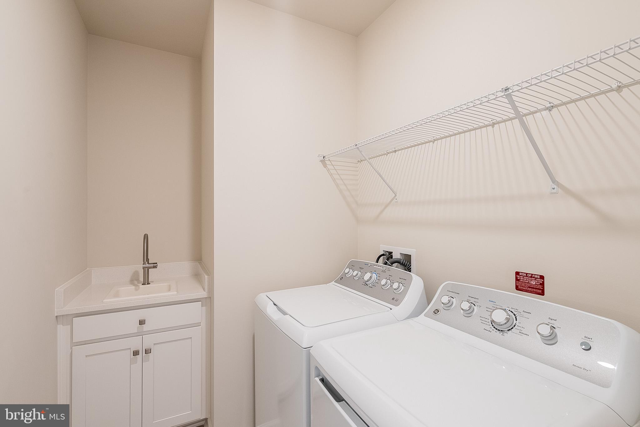 21835 Express Terrace Ashburn, VA 20147 - Photo 24 of 34