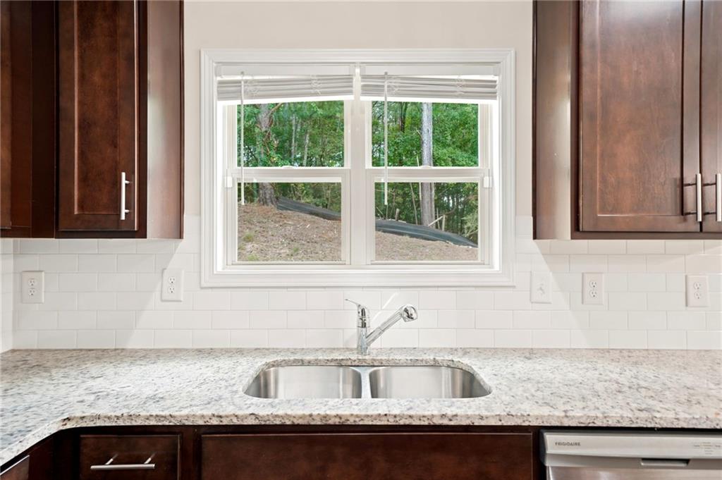 3428 South Scales Road Duluth, GA 30097 - Photo 26 of 67
