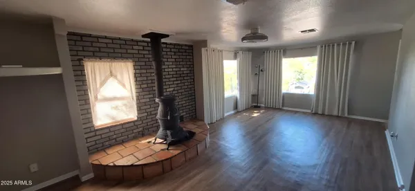 $219,500 | 5742 Central Drive, Globe, AZ 85501