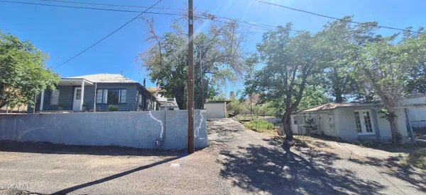 $219,500 | 5742 Central Drive, Globe, AZ 85501