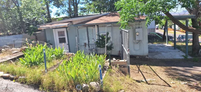 $222,000 | 5742 Central Drive, Globe, AZ 85501