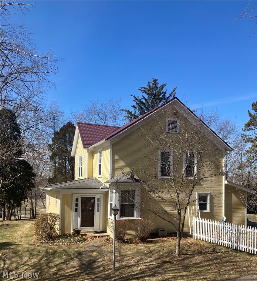 1746 Cambridge Road Coshocton, OH 43812 - Photo 1 of 23 Gallery Image 1