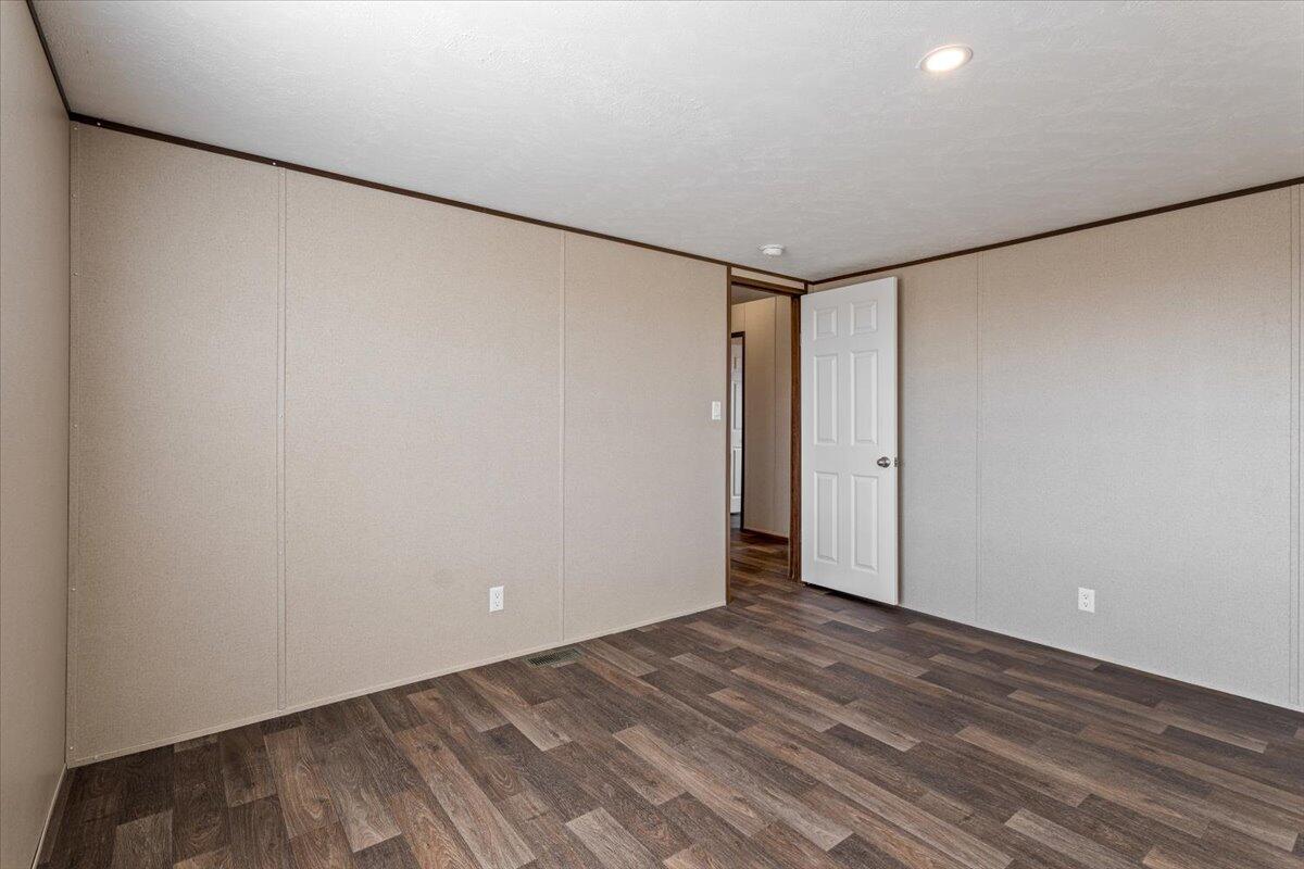 516 Sage Road Tahoka, TX 79373 - Photo 22 of 30 a view of an empty room