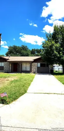 $1,300 | 308 Nell Deane Boulevard, Schertz, TX 78154