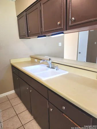 $1,300 | 308 Nell Deane Boulevard, Schertz, TX 78154