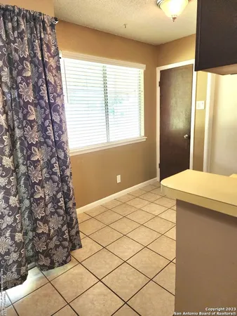 $1,300 | 308 Nell Deane Boulevard, Schertz, TX 78154