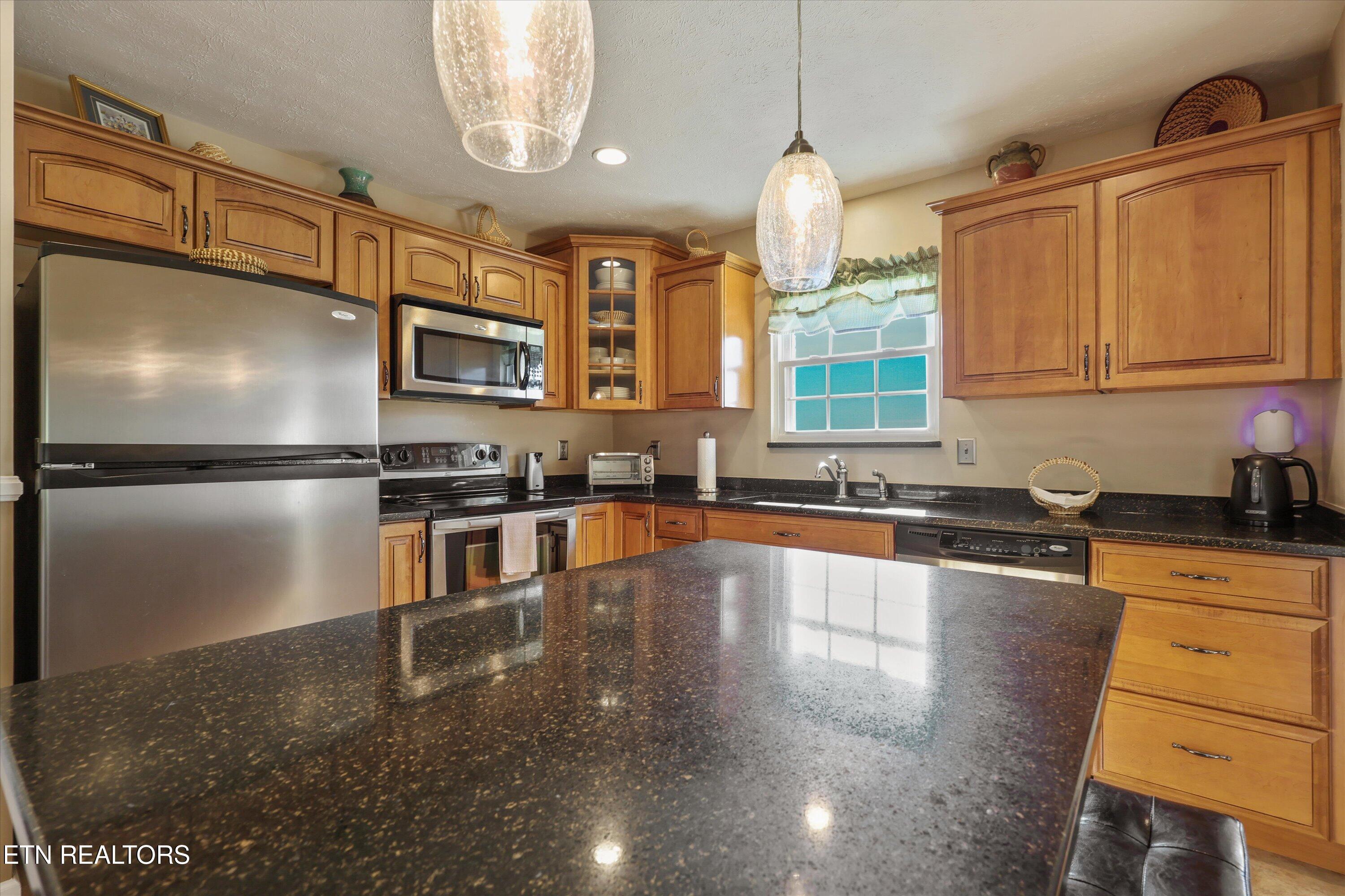 10404 Cobb Lane Mascot, TN 37806 - Photo 12 of 45 13-10404 Cobb Ln 14